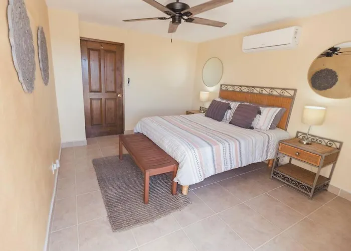 3 Bed 4 Bath Ocean View With Heated Pool. * El Pueblito (Baja California Sur)