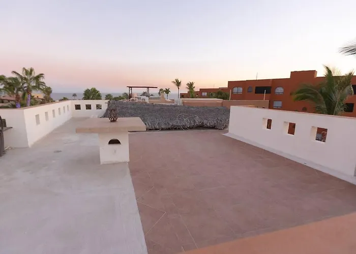 3 Bed 4 Bath Ocean View With Heated Pool. * El Pueblito (Baja California Sur)