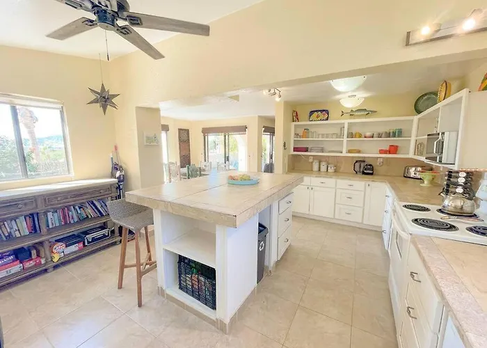 3 Bed 4 Bath Ocean View With Heated Pool. Holiday home El Pueblito (Baja California Sur)
