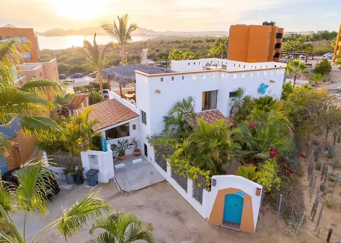 3 Bed 4 Bath Ocean View With Heated Pool. *
