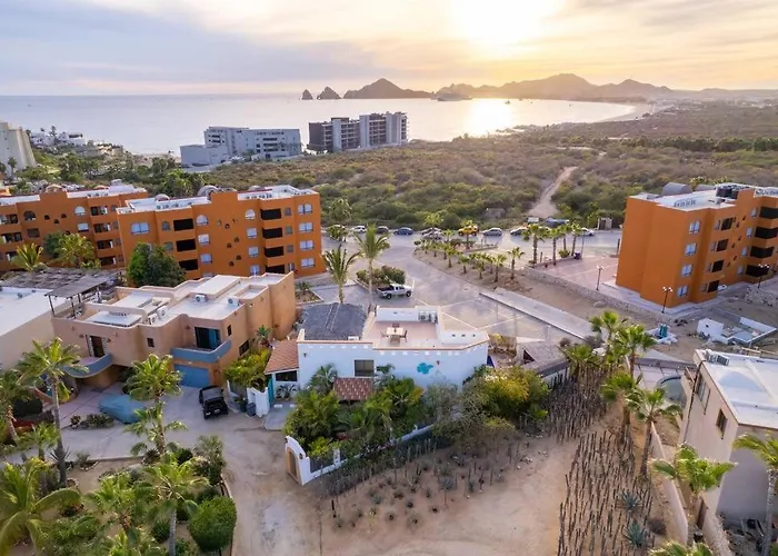 3 Bed 4 Bath Ocean View With Heated Pool. Holiday home *