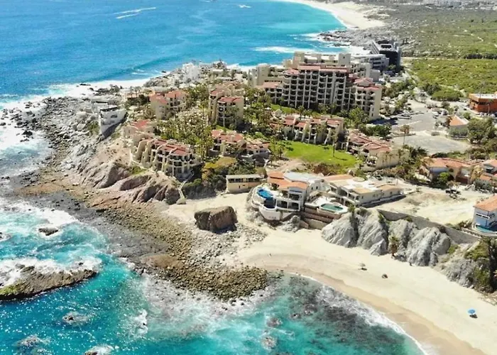 3 Bed 4 Bath Ocean View With Heated Pool. Holiday home